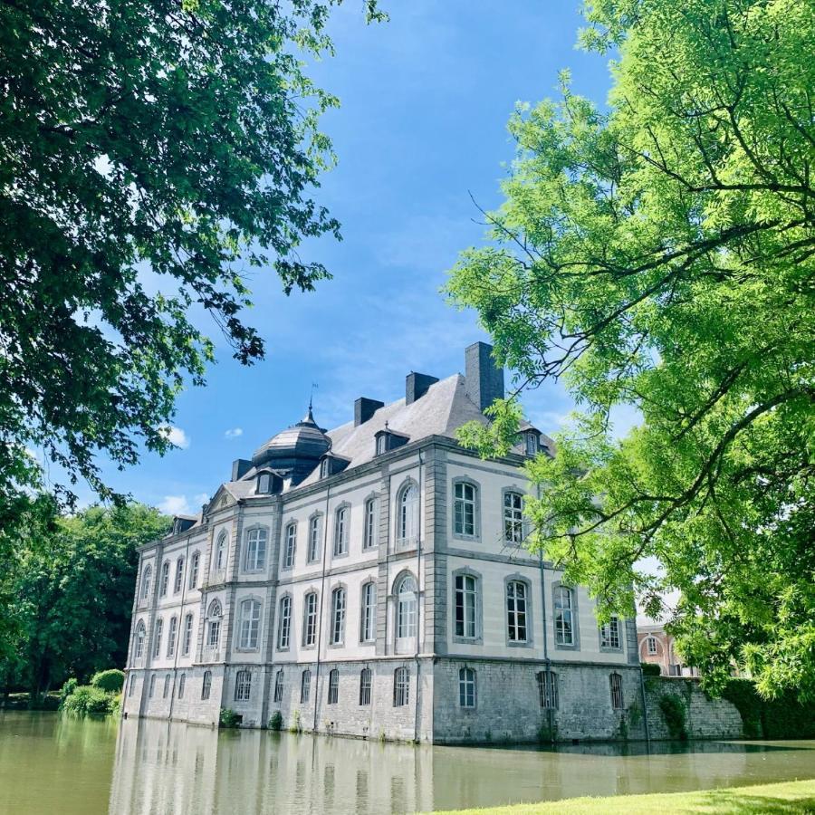 Chateau De Vierset 외부 사진
